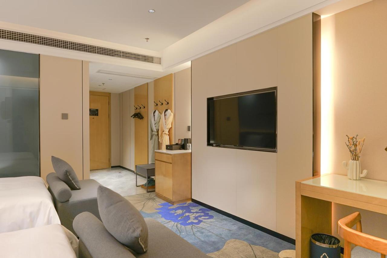 Paco Hotel Shenzhen Luohu Port Bagian luar foto
